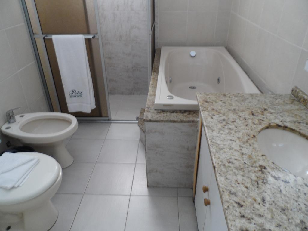 Petit Rivera Hotel المظهر الخارجي الصورة