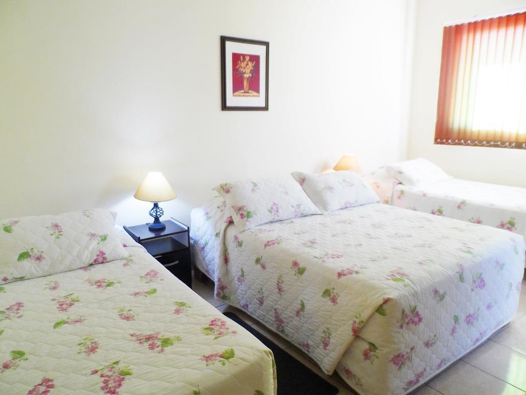 Petit Rivera Hotel الغرفة الصورة
