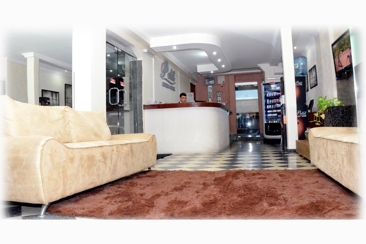 Petit Rivera Hotel المظهر الخارجي الصورة