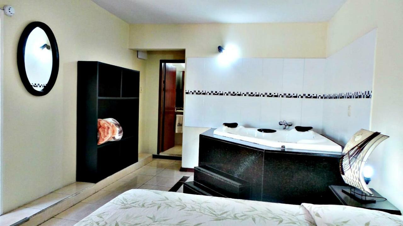 Petit Rivera Hotel المظهر الخارجي الصورة